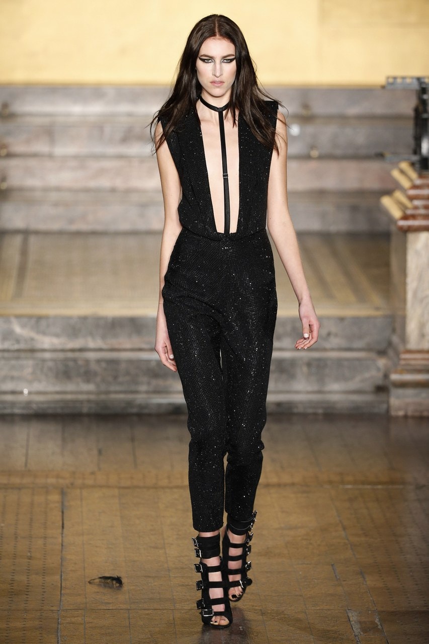 London Fashion Week Autunno/Inverno 2016/17 Julien Macdonald